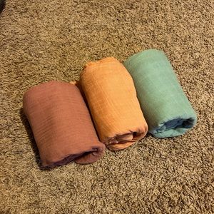 Swaddle blankets